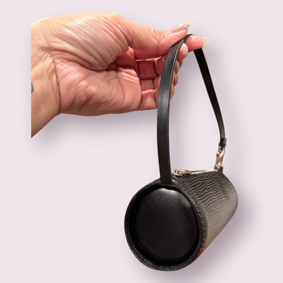 Authentic Louis Vuitton Black Epi Mini Soufflot Pochette | NWOT - Picture 4 of 6